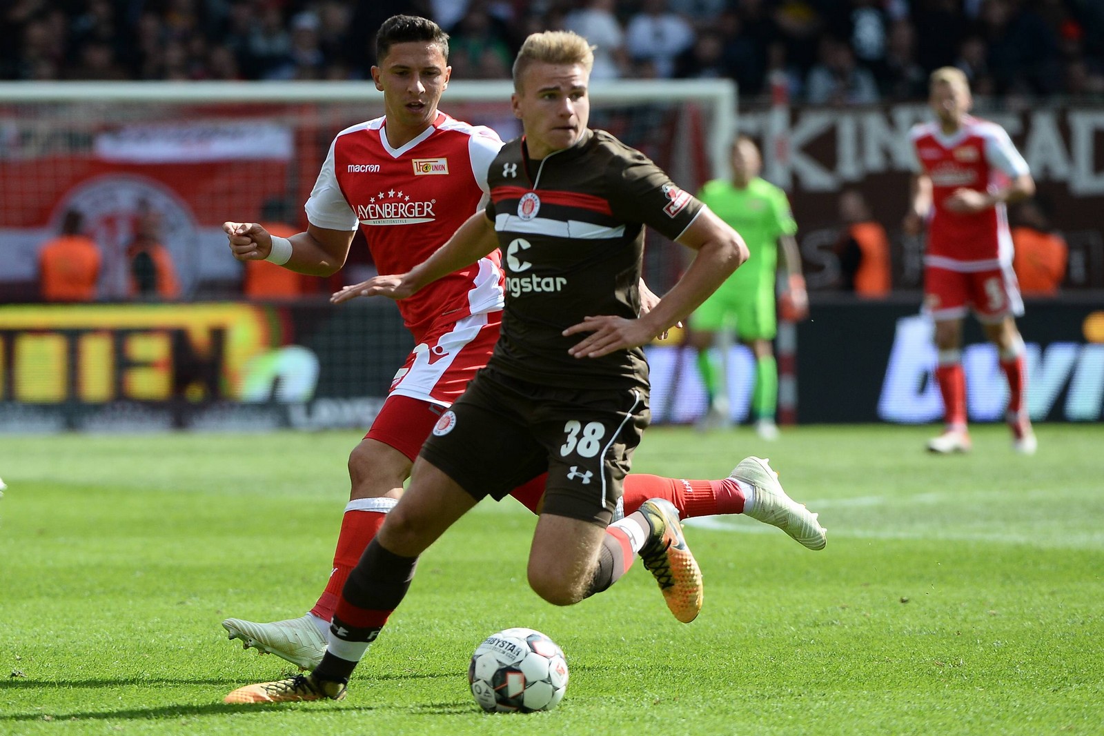 FC St. Pauli: Florian Carstens Verlängert Langfristig