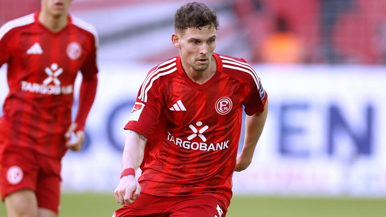 Moritz Heyer wechselte Ende Januar vom Hamburger SV zu Fortuna Düsseldorf. © IMAGO / Laci Perenyi)